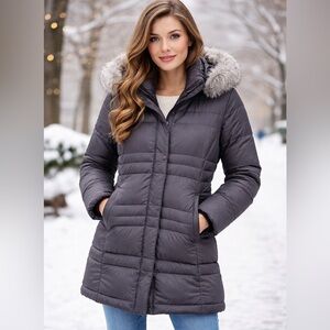 Columbia Women  Mid length  Hooded Jacket taupe Water-resistant goose down sz M